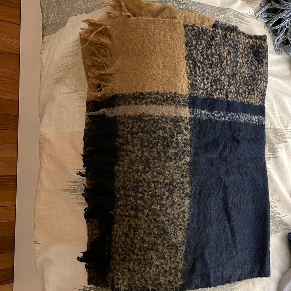 Tan and Navy Wool Scarf